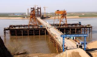 桃花峪黄河大桥 桃花峪黄河大桥